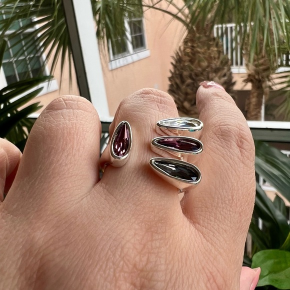 Cocktail Ring with Pink/Gray/Clear Crystals - Picture 9 of 11